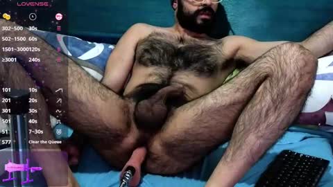 Snapshot of hairyale chatting on 12-31-24, 11:39 Hairyale online show from 12-31-24, 11:39