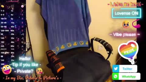 Snapshot of hairyass25yo chatting on 11-10-25, 05:12 Puppy3 StockyDaddiesmusclebearsbeefybigmans online show from 11-10-25, 05:12