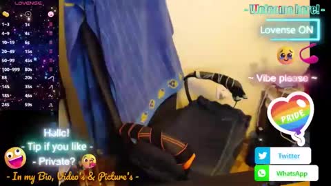 Snapshot of hairyass25yo chatting on 11-13-25, 06:07 Puppy3 StockyDaddiesmusclebearsbeefybigmans online show from 11-13-25, 06:07