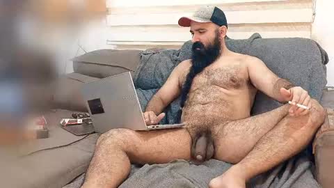 Hairy Beard Smoker online show from 05-19-26, 02:34