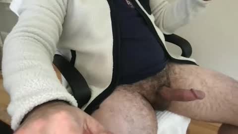 hairydaddy112288 online show from 09-11-25, 04:29