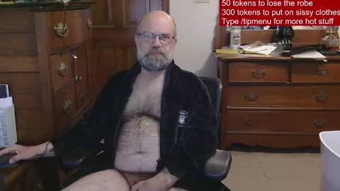 HairyDaddyBear69 online show from 04-24-26, 11:34