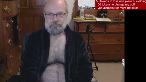 HairyDaddyBear69 online show from 05-05-26, 11:40