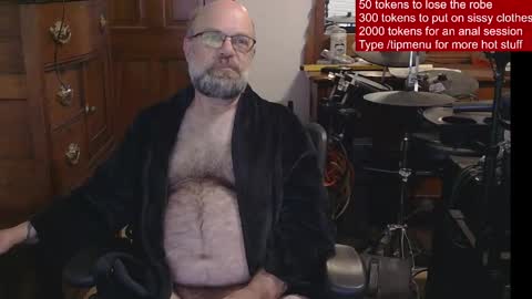 HairyDaddyBear69 online show from 05-18-26, 11:05