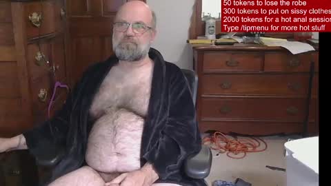 HairyDaddyBear69 online show from 06-01-26, 11:45