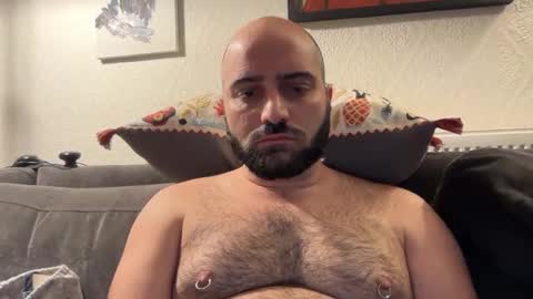 Hairy Guy online show from 11-11-25, 09:48
