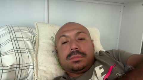 Snapshot of hairyman30000 chatting on 07-18-26, 01:32 hairyman30000 online show from 07-18-26, 01:32