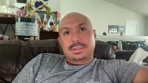 Snapshot of hairyman30000 chatting on 07-18-26, 06:56 hairyman30000 online show from 07-18-26, 06:56