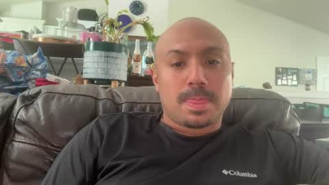 Snapshot of hairyman30000 chatting on 07-20-26, 07:49 hairyman30000 online show from 07-20-26, 07:49