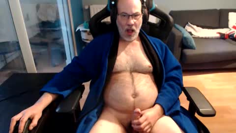 hairyman54 online show from 11-30-25, 08:40
