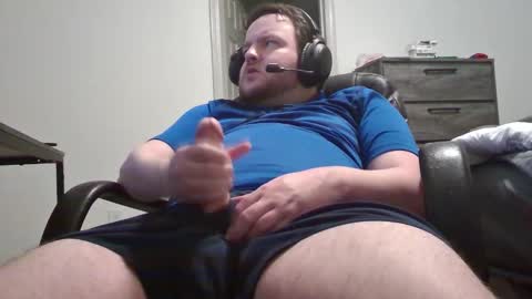 Snapshot of hairymikey chatting on 02-11-26, 05:12 hairymikey online show from 02-11-26, 05:12