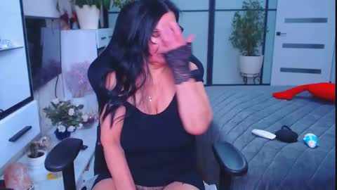 Monika online show from 11-09-25, 09:29