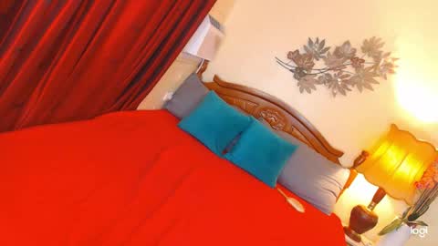 YOUR SIDECHIC HAILEY online show from 03-29-26, 07:14