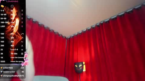 Haku Please help me with your thumbs up its important  online show from 12-06-24, 07:45