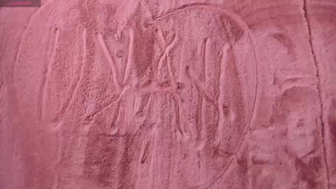 Haku Please help me with your thumbs up its important  online show from 01-22-25, 07:13