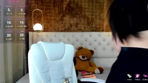 Haku Please help me with your thumbs up its important  online show from 03-01-25, 08:21