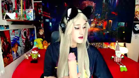 Haku Please help me with your thumbs up its important  online show from 12-20-25, 09:33