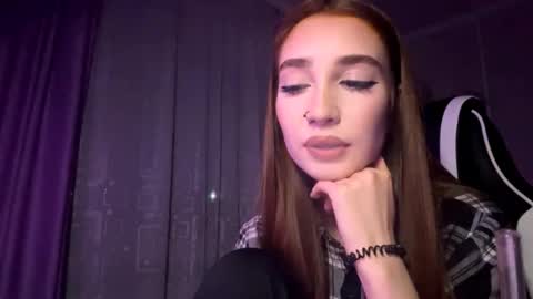 Holly online show from 11-13-25, 06:51