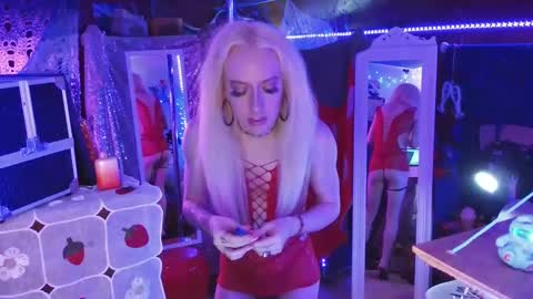 halovalentine online show from 02-06-25, 01:49