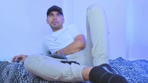 hamiltong12 online show from 01-11-26, 03:28