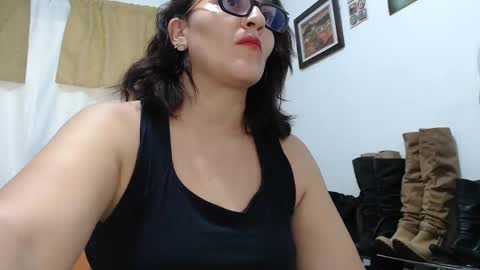 hammer9247 online show from 10-15-25, 04:07