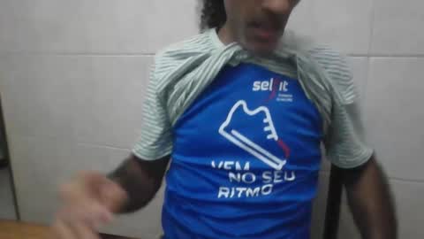 King Of Love online show from 02-14-26, 06:48