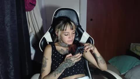 Hanya online show from 01-09-26, 09:49