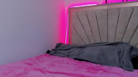 Hana and Zeta online show from 02-23-26, 02:25