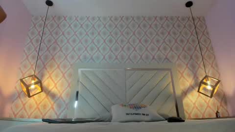 Hana online show from 04-14-26, 12:33