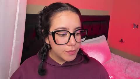 Snapshot of hanah_bakeer chatting on 02-11-26, 02:55 Hanah Montana Independent model online show from 02-11-26, 02:55