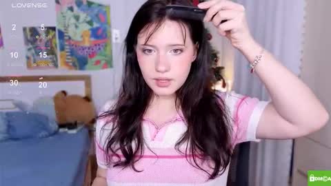 hanahwoods online show from 11-30-25, 02:10