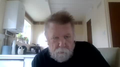 Snapshot of handiman1001 chatting on 07-26-26, 07:26 handiman1001 online show from 07-26-26, 07:26