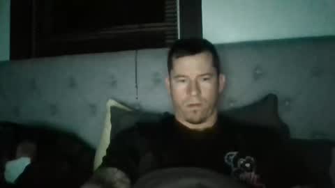 Snapshot of handofmeat11 chatting on 11-12-25, 11:54 Hand of meat online show from 11-12-25, 11:54