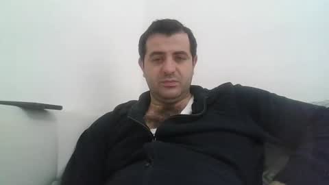 Snapshot of handsome031 chatting on 01-11-25, 09:15 Handsome031 online show from 01-11-25, 09:15