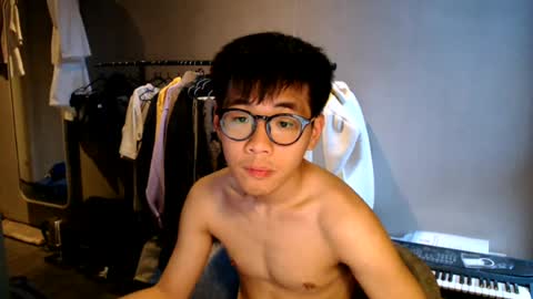 handsome_mannn online show from 07-12-26, 07:05