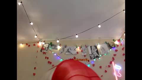 Snapshot of handsomealfie chatting on 02-14-25, 07:12 HandsomeAlfie online show from 02-14-25, 07:12