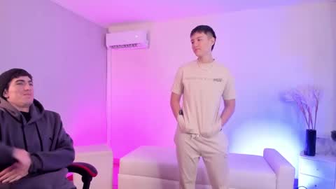 leonardfarrucknick and otis online show from 04-15-26, 08:53