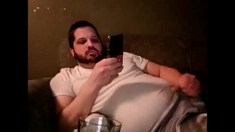 Handsomedaddy198923 online show from 02-21-26, 08:04