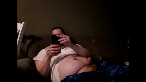 Handsomedaddy198923 online show from 03-06-26, 08:11