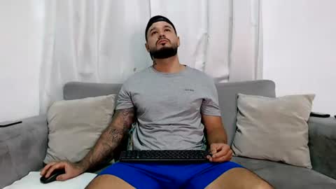 Handsomen online show from 06-12-26, 09:19
