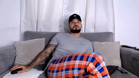 Handsomen online show from 07-15-26, 02:55