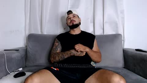 Handsomen online show from 07-18-26, 10:19