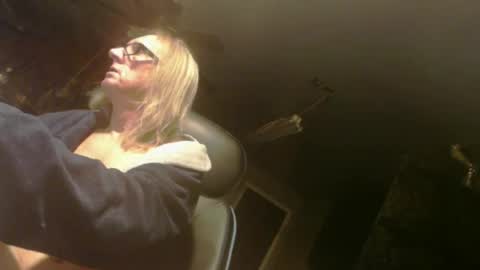 Snapshot of handyman5303 chatting on 02-04-25, 02:32 Handystudman online show from 02-04-25, 02:32