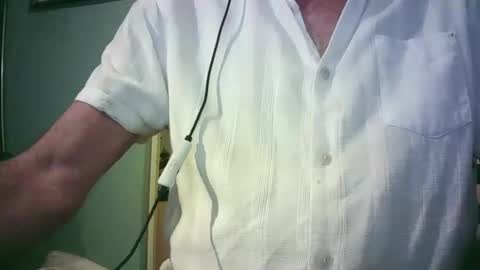 handymanforyou177322 online show from 10-05-25, 11:24