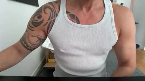 hanky online show from 11-30-25, 09:35