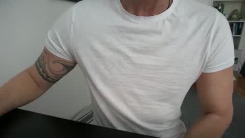 Snapshot of hankmoody6 chatting on 04-01-26, 09:54 hanky online show from 04-01-26, 09:54