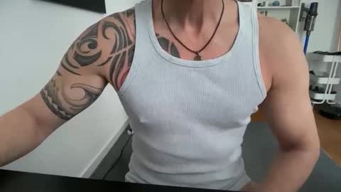 Snapshot of hankmoody6 chatting on 04-22-26, 01:12 hanky online show from 04-22-26, 01:12