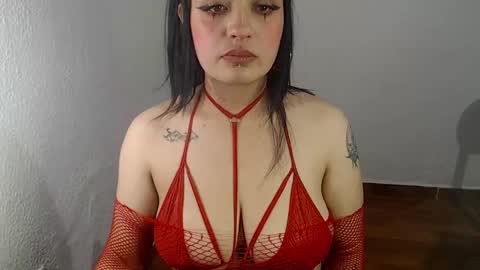 Snapshot of hanna99moon chatting on 01-15-25, 09:35 JUANA online show from 01-15-25, 09:35