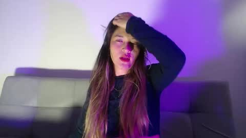 Hanna  online show from 02-10-26, 01:53