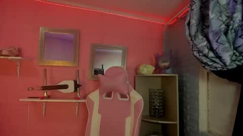  hanna  online show from 11-27-25, 03:08